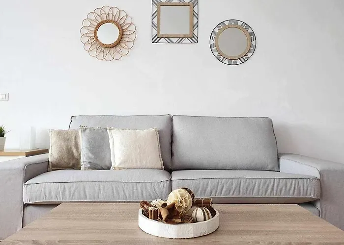 ** Costa Mathilda **